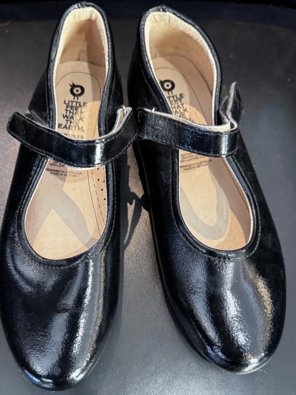 Old Soles Girls' Black Patent Mary Jane Shoes,Great Condition,S:Girls US 2/EU 33